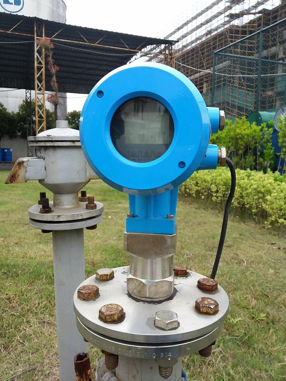 導(dǎo)波雷達(dá)液位計(jì)在地埋罐應(yīng)用